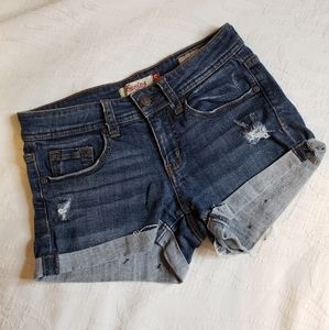 Low rise shorts